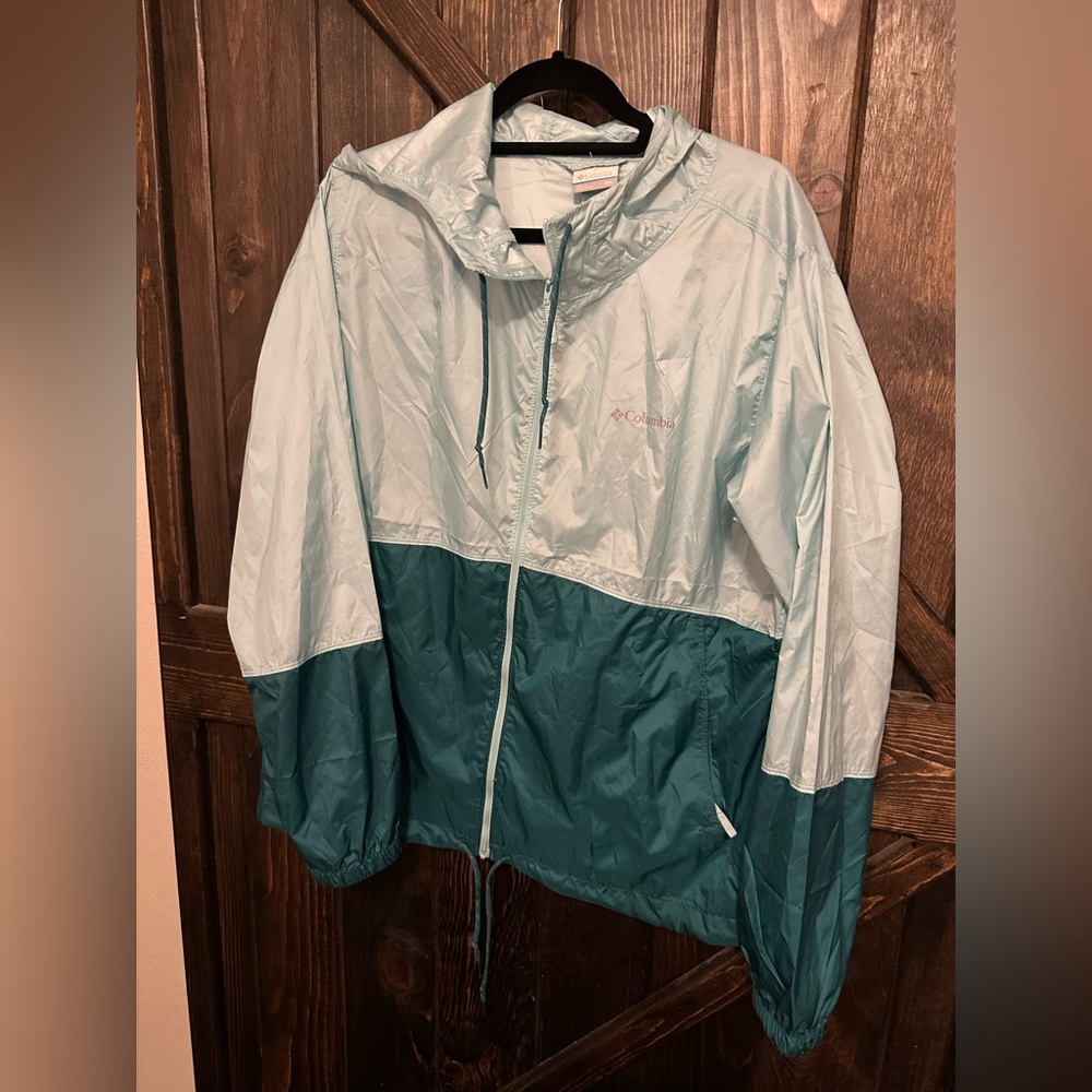 Lightweight Columbia Jacket, women’s XXL